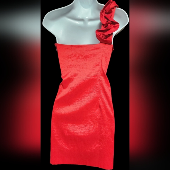 Hailey Logan by Adriana Papell One Shoulder Dress - Picture 3 of 7